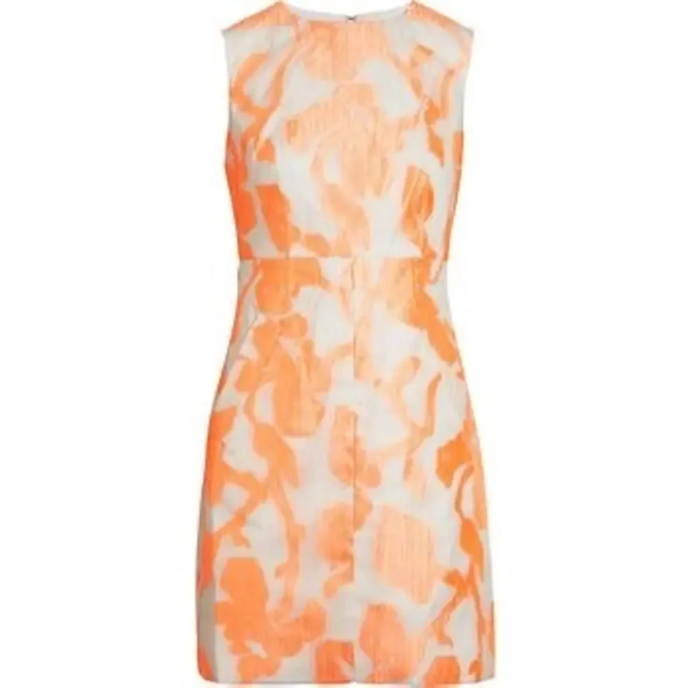 Diane Von Furstenberg (DVF) CARPRENNA
MINI ROSE JACQUARD in SORBET - Picture 1 of 11